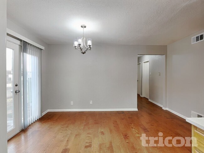 Foto del edificio - 900 Arizona St SE