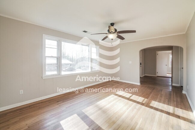 Foto del edificio - 20 Watson Dr