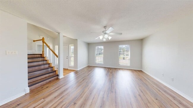 Building Photo - 4131 McFarland Dr