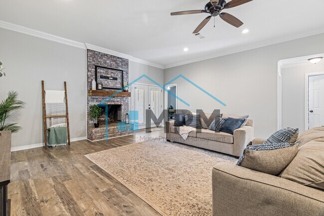 Building Photo - 212 LA-144