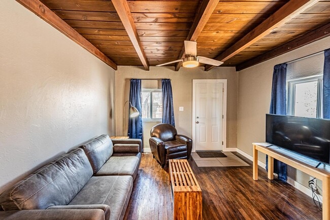 Building Photo - 268 Osuna Rd NW