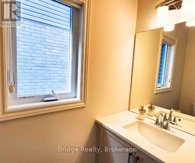 Building Photo - 20 Welch Ct