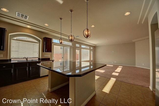 Building Photo - 5 br, 2.5 bath House - 6461 Mount Eden Avenue