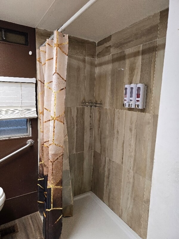 Foto del edificio - 2335 Cochran St