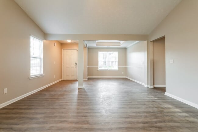 Building Photo - 1385 Lafayette Square