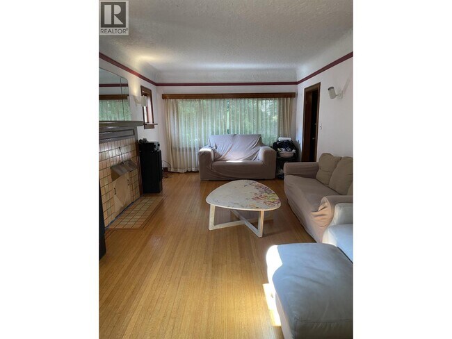 Photo du bâtiment - 2950 W 31st Ave