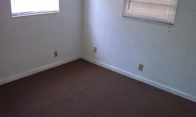 Building Photo - 2442 Husson Ave