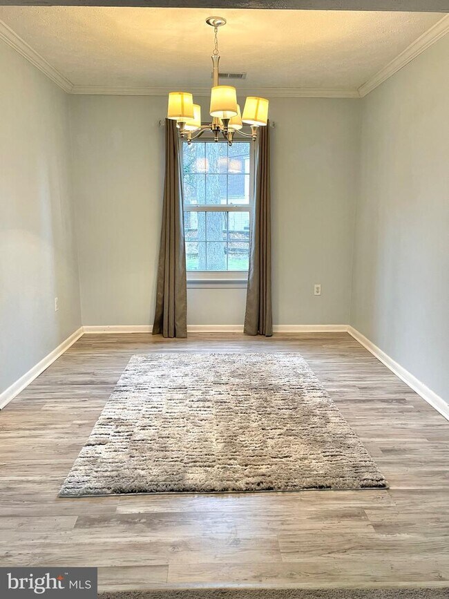 Foto del edificio - 1014 Allward Dr