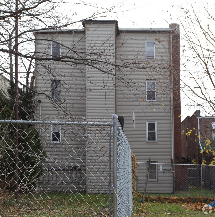 Foto del edificio - 429-431 Prescott Ave