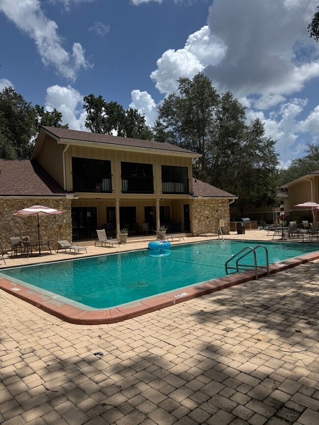 Foto del edificio - 507 NW 39th Rd