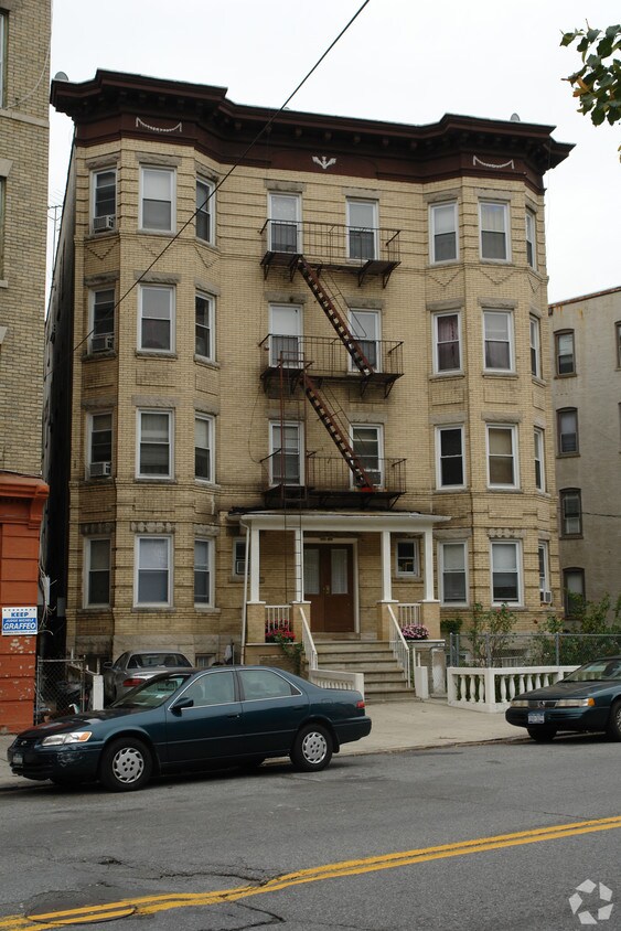 on major street, close to South Broadway, buses and Riverdale. - 103-105 Mclean Ave