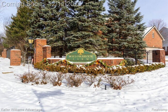 Foto del edificio - 24975 Bloomfield Ct