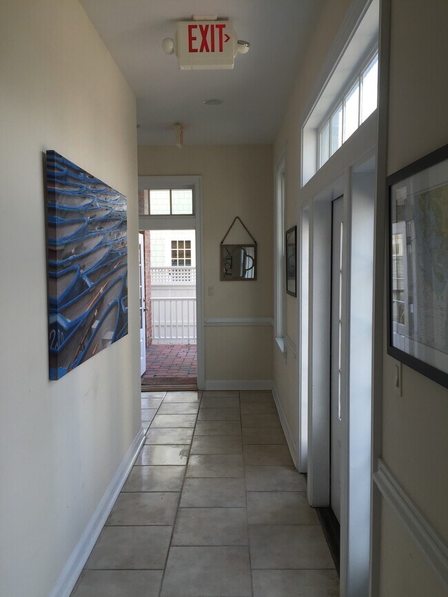 Foto del edificio - 4486 Pleasant Ave