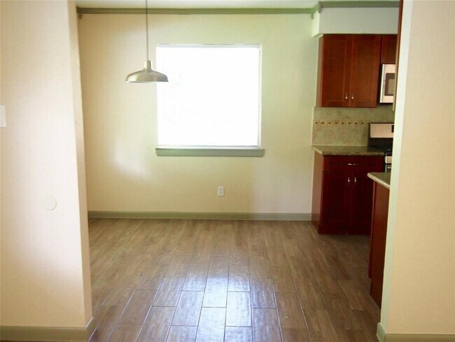 Building Photo - 20729 Marilyn Ln