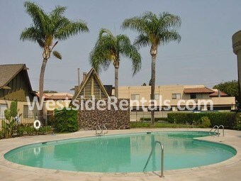 Foto principal - 9731 Acacia Ave