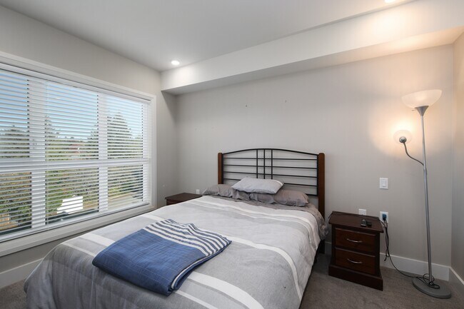 Photo du bâtiment - 741 Travino Ln