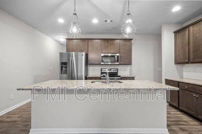 Building Photo - 537 Jefferson Chase St