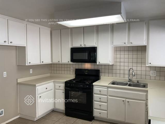 Foto del edificio - 3437 Yuba Cir