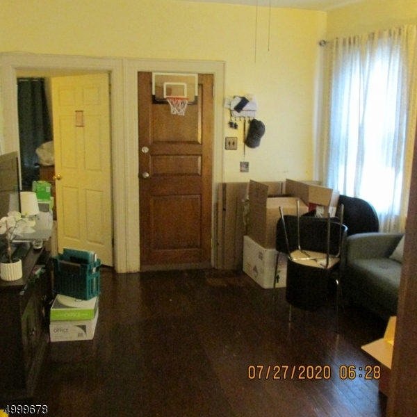 Foto del edificio - 134 Belmont Ave