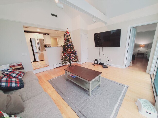 Building Photo - 3 br, 2 bath House - 349 Ponus Rdg