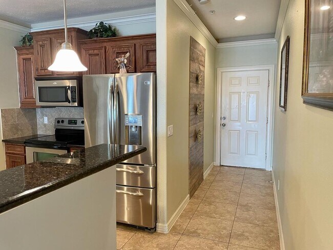 Foto del edificio - 7037 Kingston Cove Ln