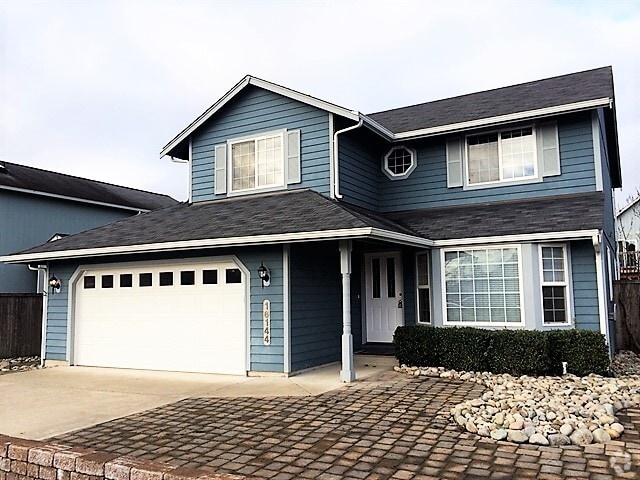 Building Photo - 16144 Prairie Creek Loop SE