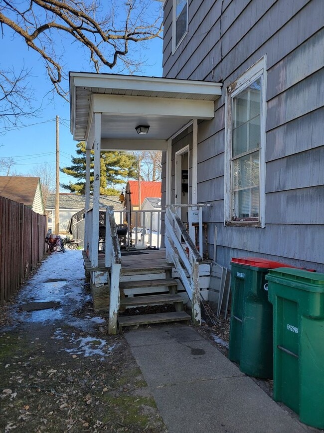 Foto del edificio - 315 E Maple St