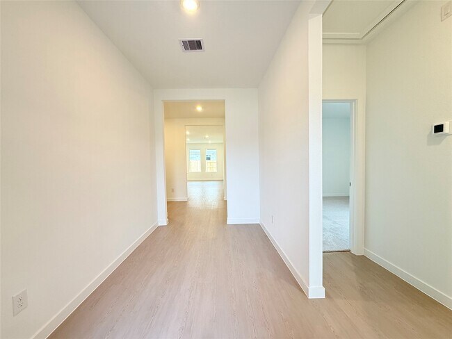 Foto del edificio - 3017 Waterwood Pass Dr