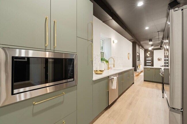 Foto del edificio - 2655 W Huron St