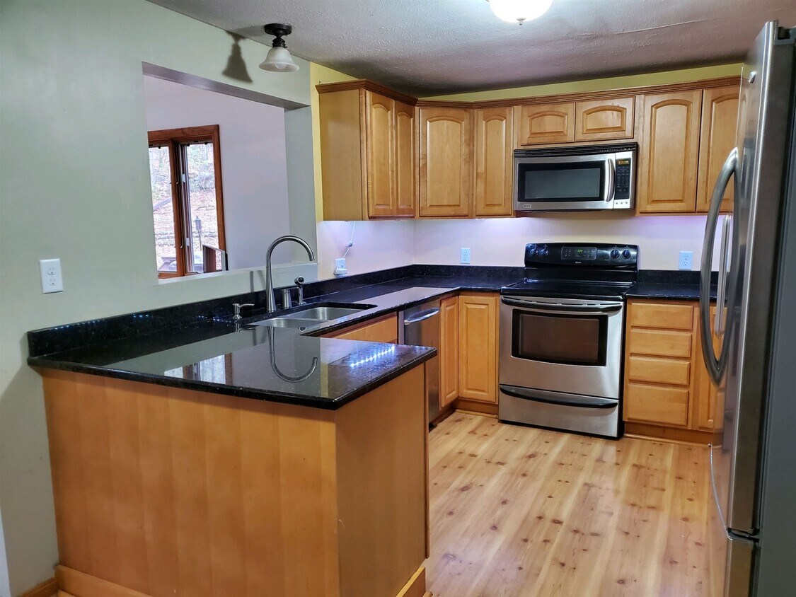 49 Grey Rock Rd, Bedford, NH 03110 House Rental in Bedford, NH