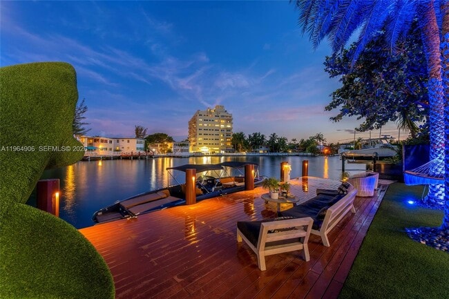 Building Photo - 528 Lakeview Ct