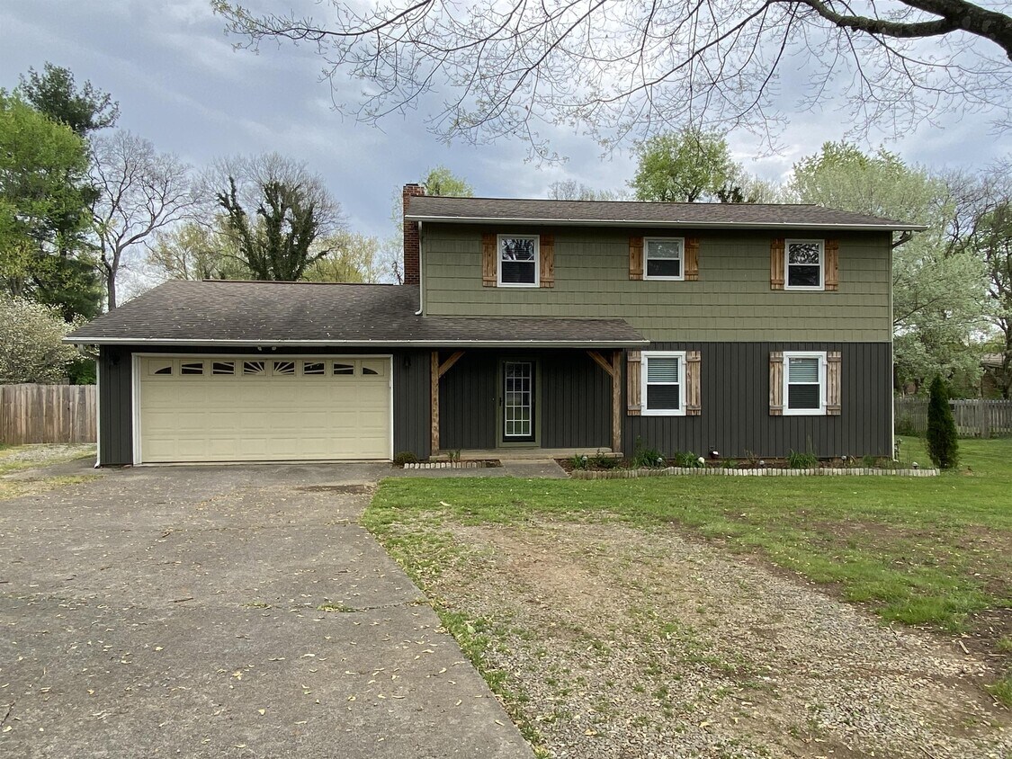 Foto principal - 2731 Birdwell Dr