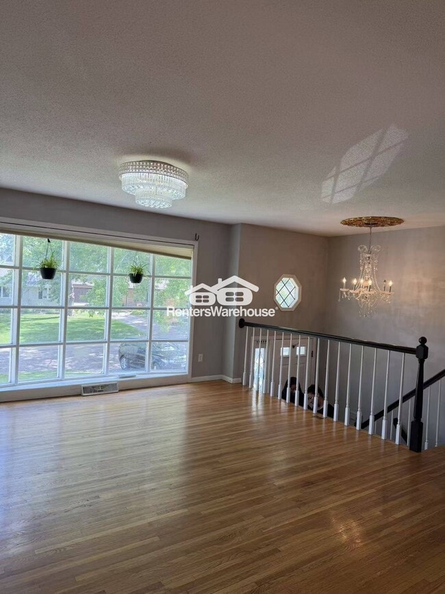Foto del edificio - 5112 Millpond Pl