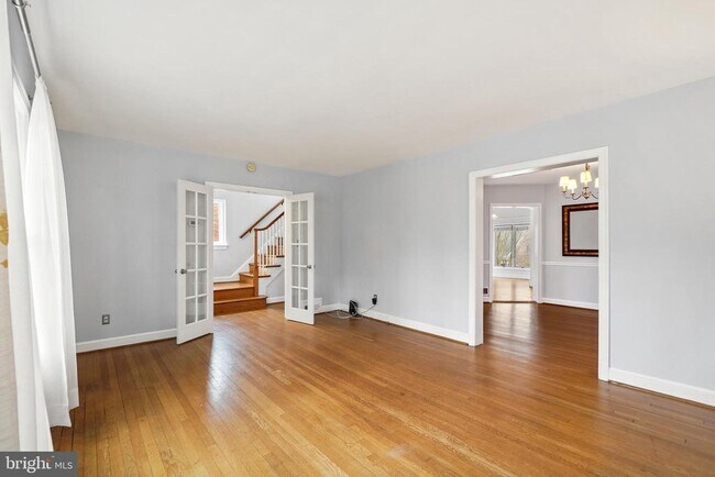 Building Photo - 4451 Albemarle St NW