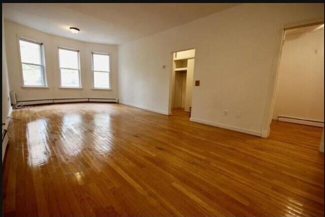 Foto del edificio - 204 Sherman Ave