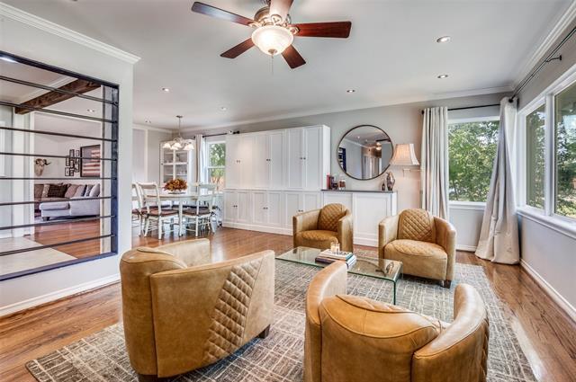 Foto del edificio - 4004 Clover Ln