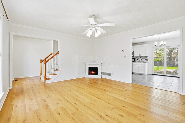 Building Photo - 6200 Winding Stream Dr