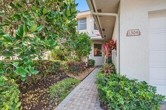 Building Photo - 2512 Coco Plum Blvd
