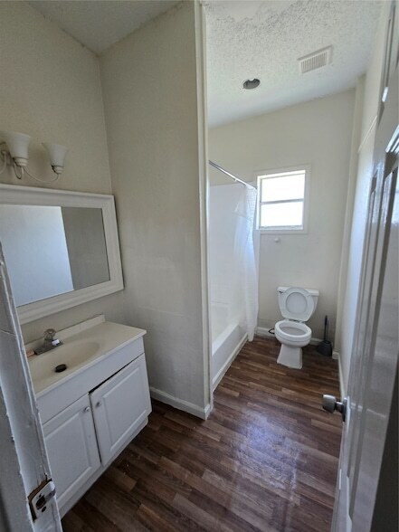 Foto del edificio - 3265 W Camp Wisdom Rd