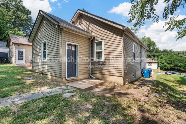 Foto del edificio - 7122 Dawson Pl