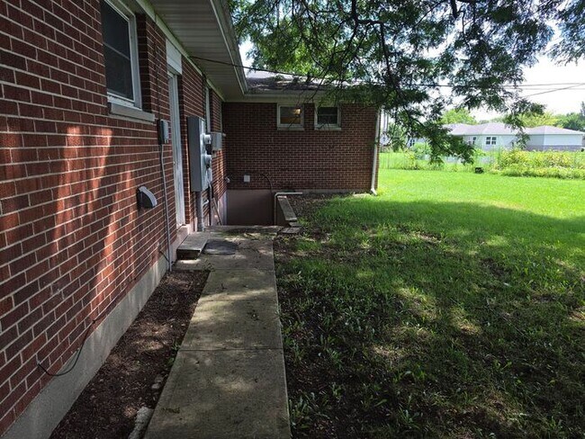 Foto del edificio - 2 bedroom unit in Berrien Springs