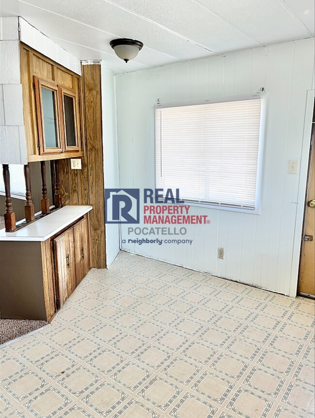 Foto del edificio - 2 Bedroom 1 Bath Mobile Home - Pets negotiable