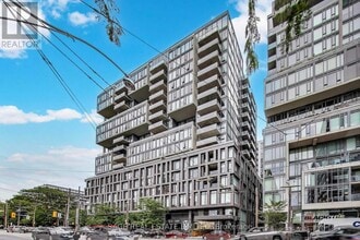 Building Photo - 1606-1111 BATHURST St