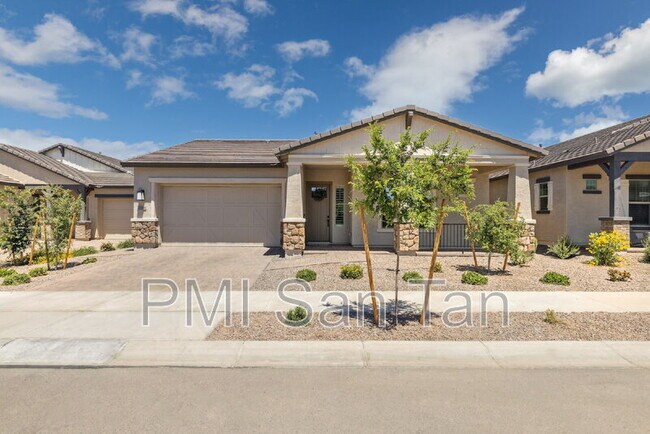 Building Photo - 20598 E Avenida Del Valle