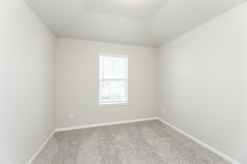 Building Photo - 7214 Toluca Dr