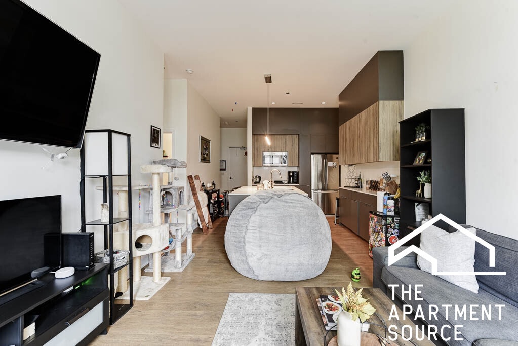 Photo - 3462 North Lincoln Ave. Unit 202