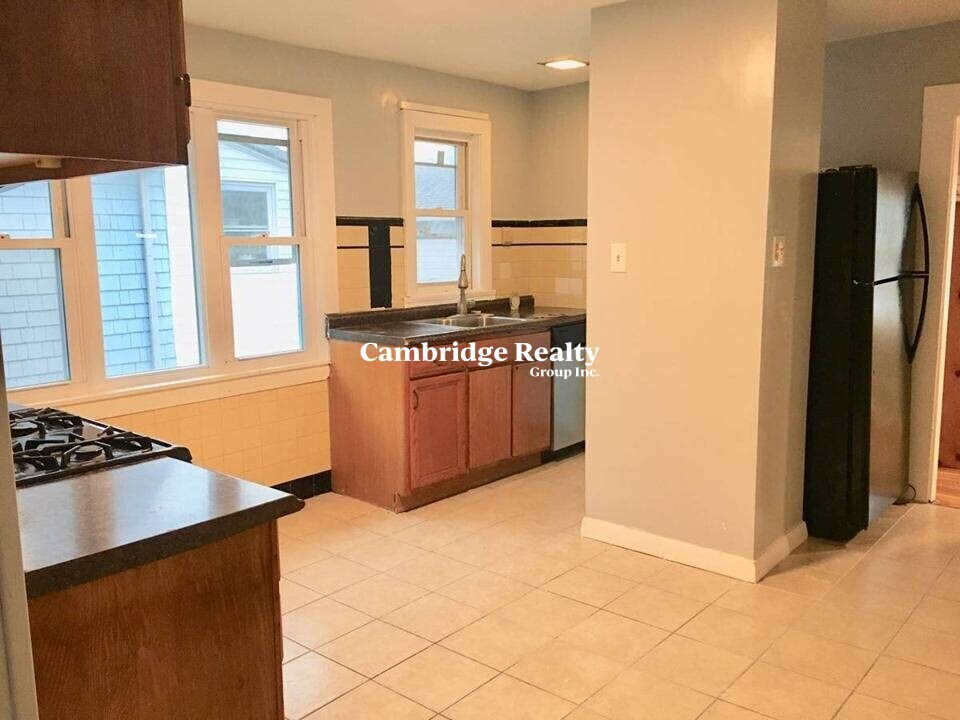 Foto principal - 62 Woods Ave