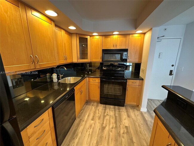 Foto del edificio - 200 SE 15th Rd