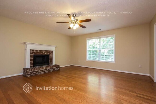 Foto del edificio - 1311 Webb Farm Ln