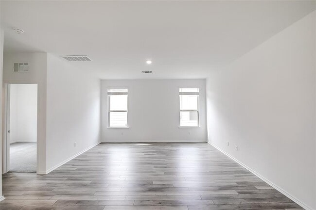 Building Photo - 812 Black Alder St